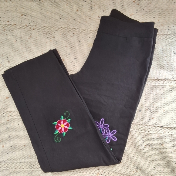 Denim - Black Leggins with Floral Embroidery